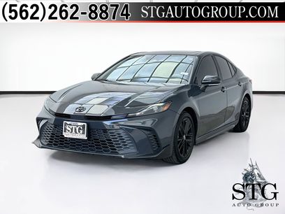 Used 2025 Toyota Camry SE w/ Multimedia Upgrade Package