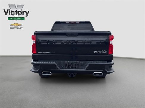 Used 2021 Chevrolet Silverado 1500 High Country w/ Technology Package image 5