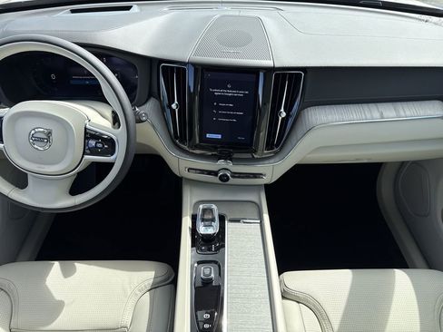 New 2025 Volvo XC60 T8 Ultra w/ Protection Package Premier image 17