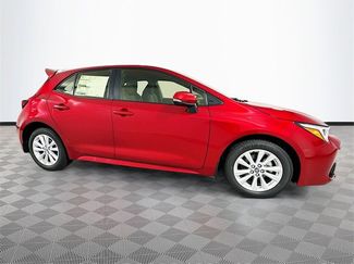 New 2025 Toyota Corolla SE video 3