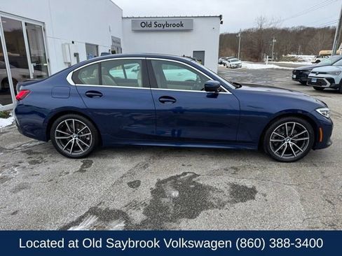 Used 2020 BMW 330i Sedan w/ Premium Package image 4