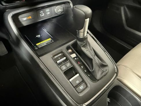 Used 2025 Honda CR-V EX-L image 24