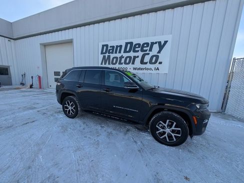 Used 2024 Jeep Grand Cherokee Limited image 33