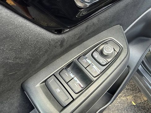 Used 2025 Subaru Forester Touring AWD/4WD image 23