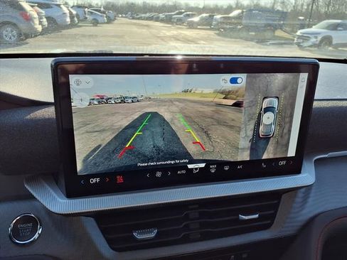 Used 2025 Ford Explorer ST-Line w/ ST-Line Street Pack image 57