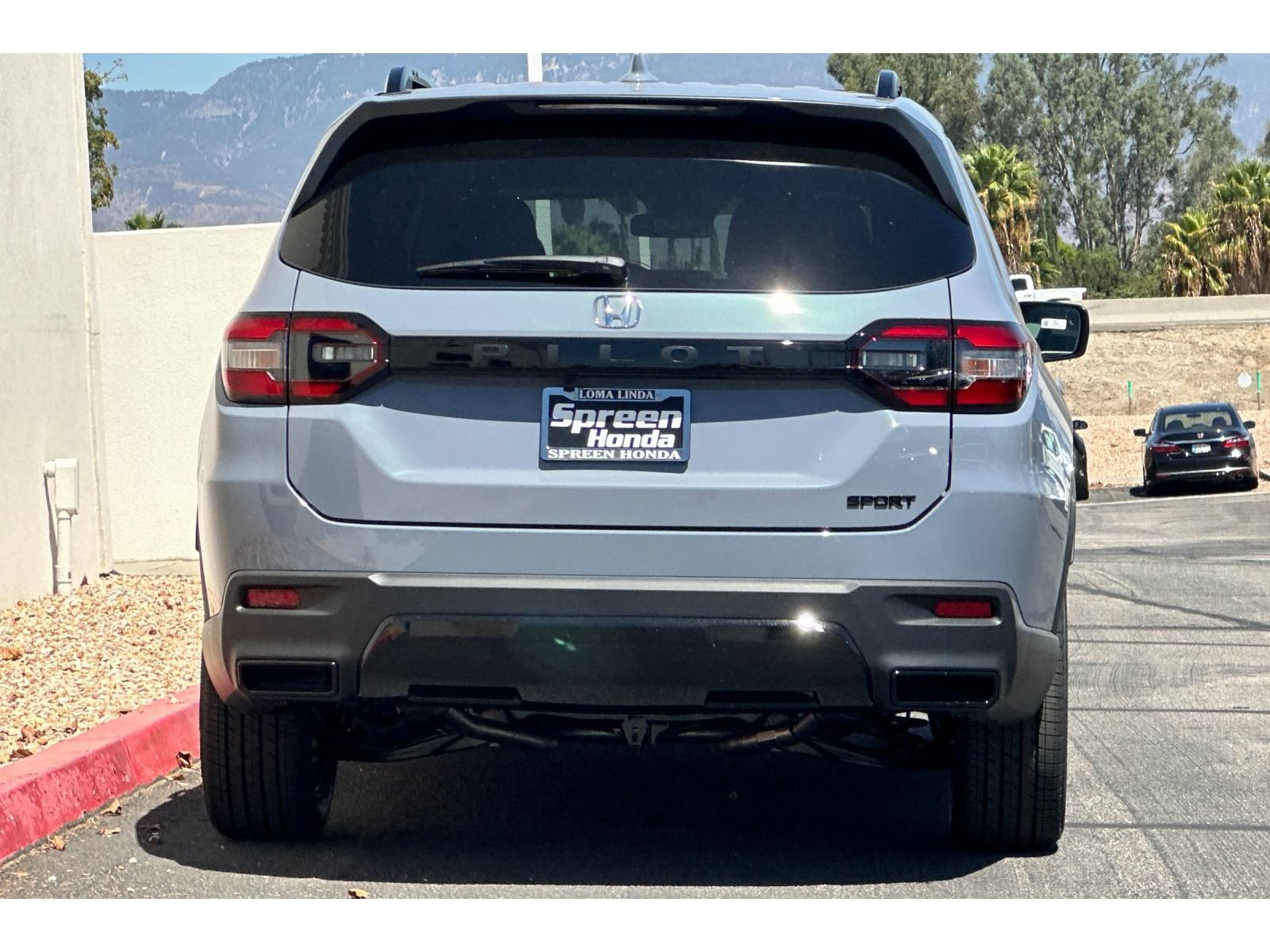 New 2026 Honda Pilot Sport image 5