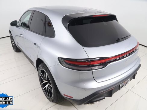 Used 2022 Porsche Macan image 26
