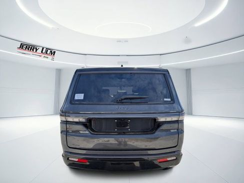 New 2026 Jeep Grand Wagoneer Summit w/ Premium Group III AWD/4WD image 4