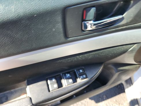 Used 2013 Subaru Outback 2.5i AWD/4WD image 15