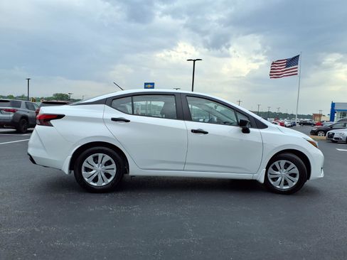 Used 2025 Nissan Versa S w/ Trunk Package FWD image 26