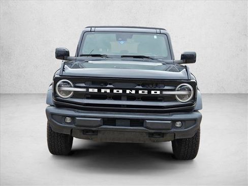 Used 2022 Ford Bronco Outer Banks AWD/4WD image 2