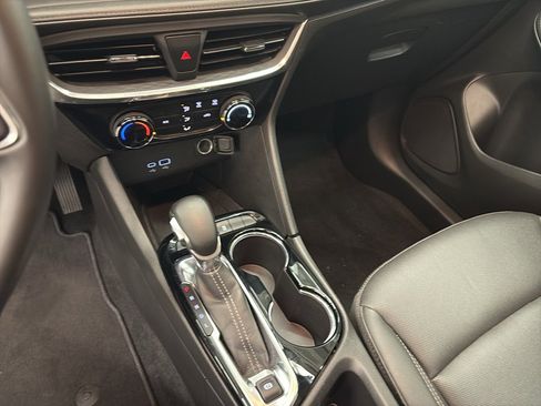 Used 2024 Buick Encore GX Sport Touring image 27