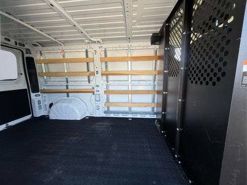 Used 2025 RAM ProMaster 2500 w/ U-Haul Equipment Group FWD image 13