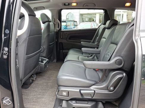 Used 2024 Honda Odyssey EX-L image 11