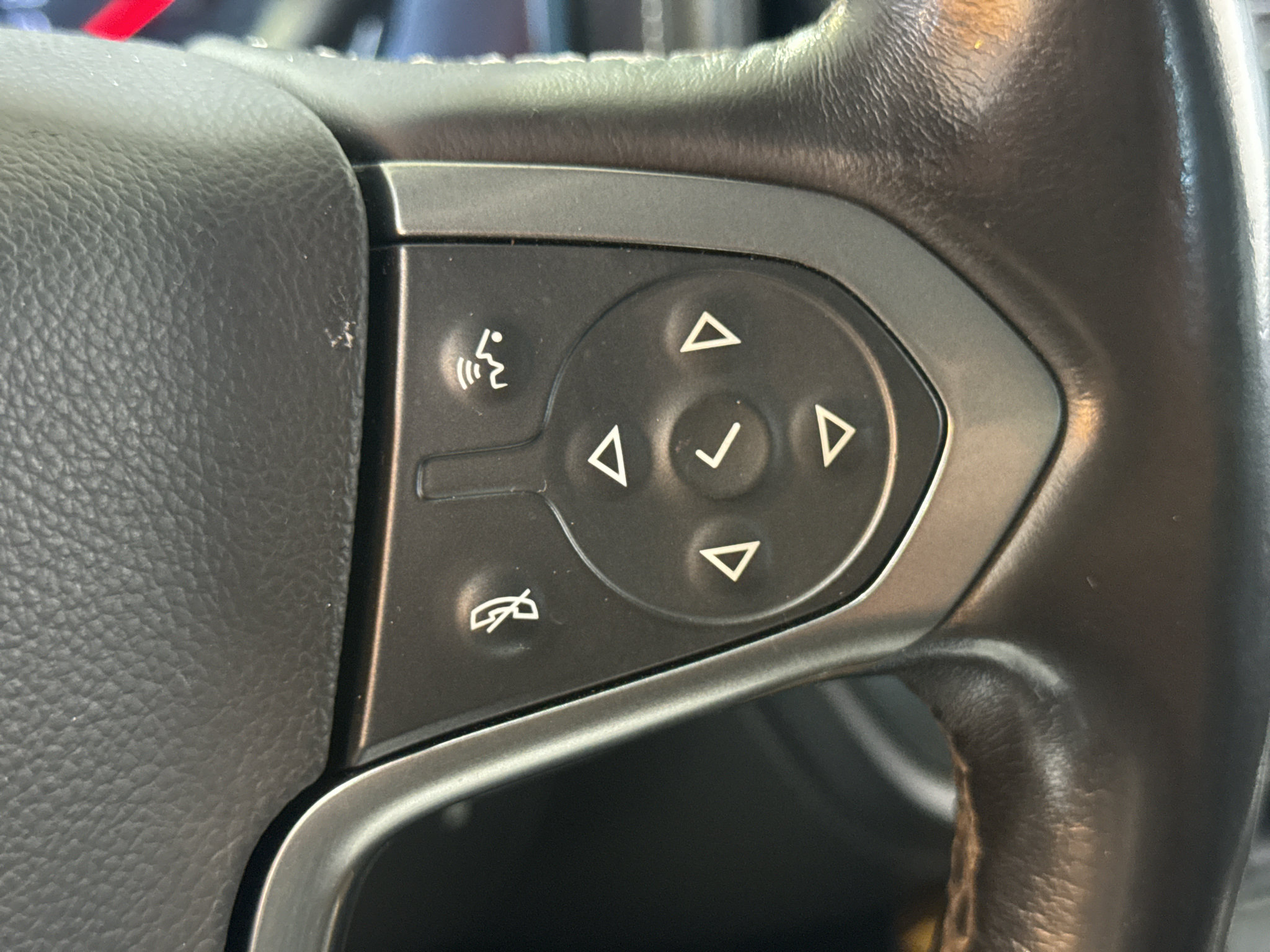 Used 2015 Chevrolet Silverado 2500 LTZ w/ LTZ Plus Package AWD/4WD image 22