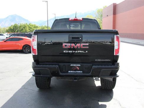 Used 2021 GMC Canyon Denali image 7