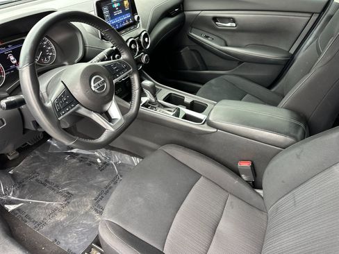 Used 2022 Nissan Sentra SV image 10