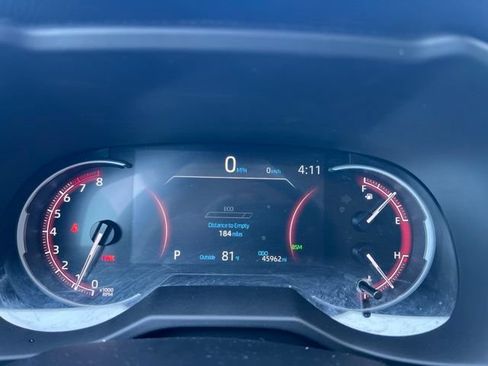 Used 2025 Toyota RAV4 XLE FWD image 16