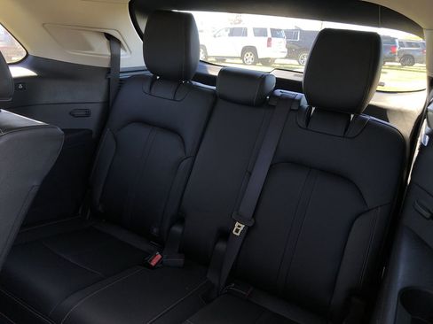 Used 2024 MAZDA CX-90 3.3 Turbo w/ Preferred Plus image 12