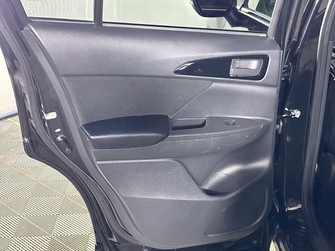 Used 2019 Mitsubishi Eclipse Cross ES image 18