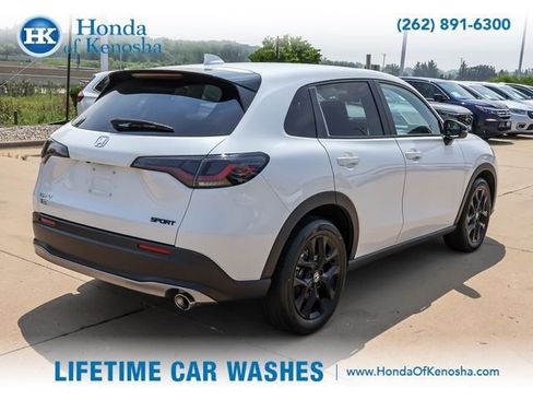 Used 2025 Honda HR-V Sport image 5