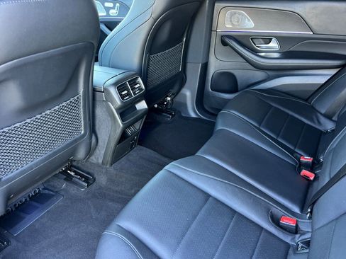 Used 2022 Mercedes-Benz GLE 350 image 4