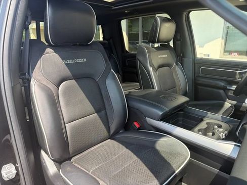 Used 2025 RAM 1500 Laramie w/ Night Edition AWD/4WD image 34