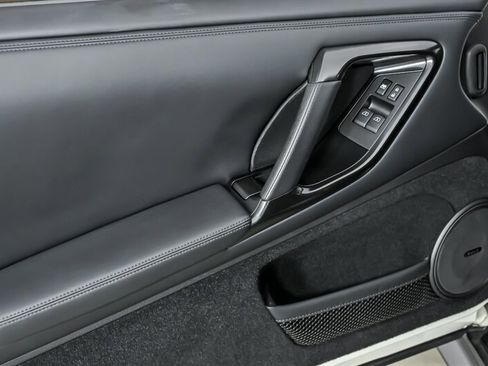 Used 2019 Nissan GT-R Premium AWD/4WD image 17