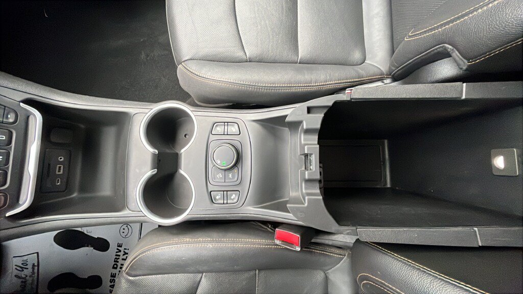 Used 2020 GMC Terrain SLT FWD image 5
