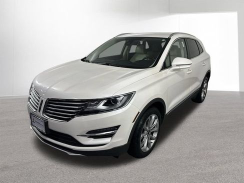 Used 2018 Lincoln MKC Select w/ Select Plus Package AWD/4WD image 24