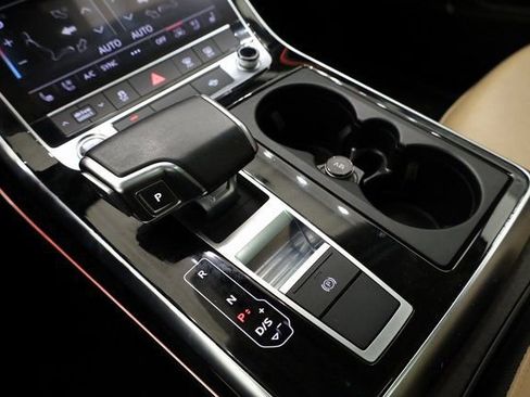 Used 2022 Audi Q7 3.0T Premium Plus w/ Premium Plus Package image 23