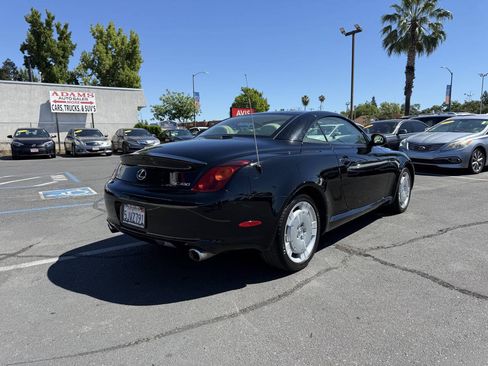 Used 2004 Lexus SC 430 Convertible RWD image 3
