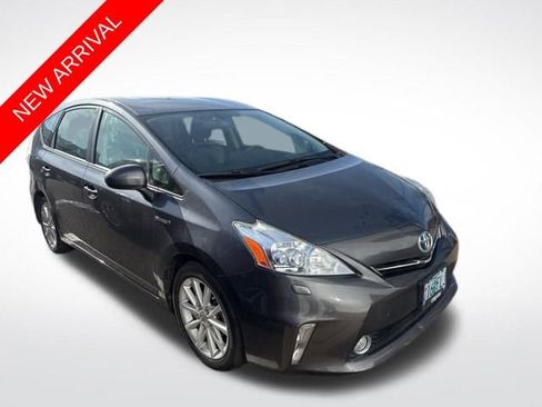 Used 2012 Toyota Prius V Five image 1