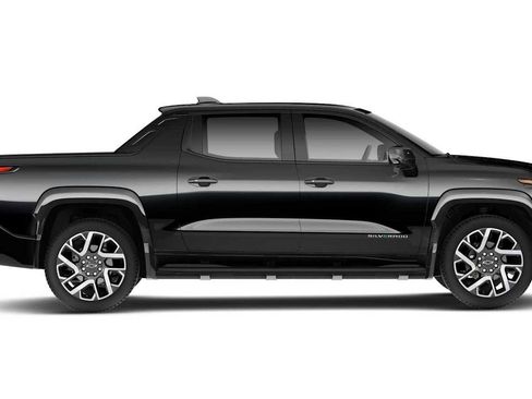 New 2025 Chevrolet Silverado EV RST AWD/4WD image 2