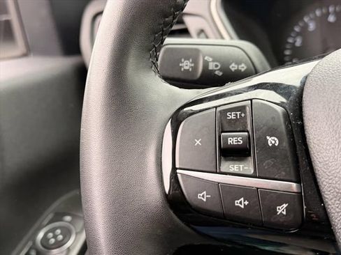 Used 2022 Ford Escape SE w/ Cold Weather Package AWD/4WD image 18