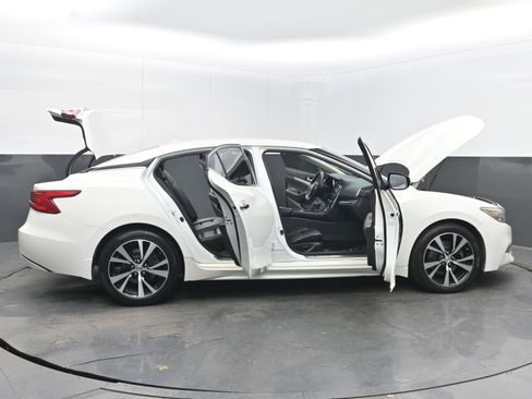 Used 2018 Nissan Maxima 3.5 SV image 41