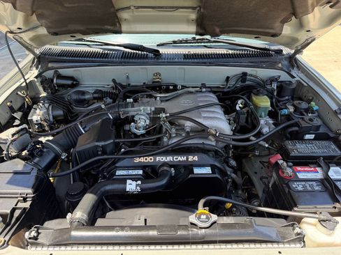 Used 2000 Toyota 4Runner SR5 RWD image 26