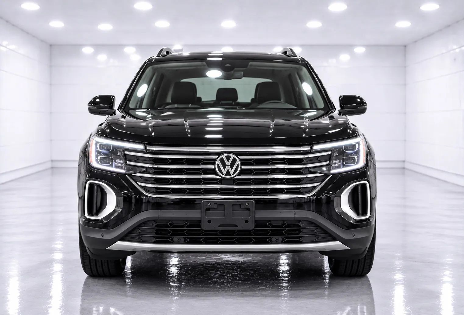 Used 2025 Volkswagen Atlas SE AWD/4WD image 8