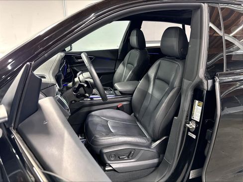 Used 2023 Audi Q8 Premium Plus w/ Premium Plus Package AWD/4WD image 26