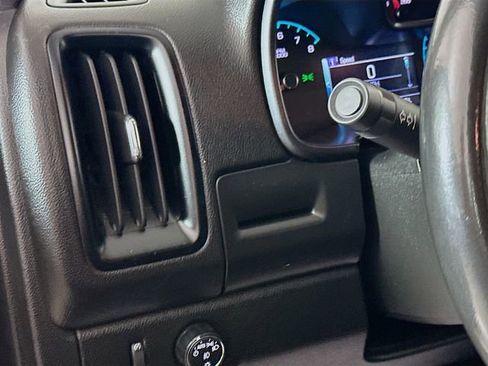 Used 2017 Chevrolet Colorado LT w/ Luxury Package, Chrome image 11