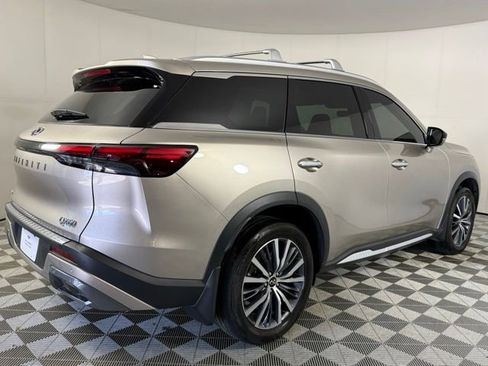 Used 2023 INFINITI QX60 Sensory w/ Cargo Package image 7