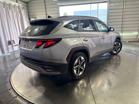 Used 2025 Hyundai Tucson SEL FWD image 5