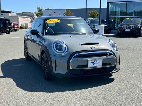 Used 2023 MINI Cooper SE w/ Driver Assistance Package FWD image 7