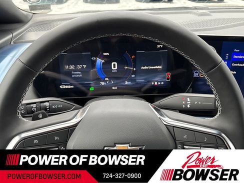 New 2026 Chevrolet Equinox EV LT image 12