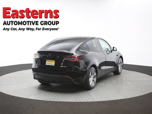 Used 2021 Tesla Model Y Long Range AWD/4WD image 34
