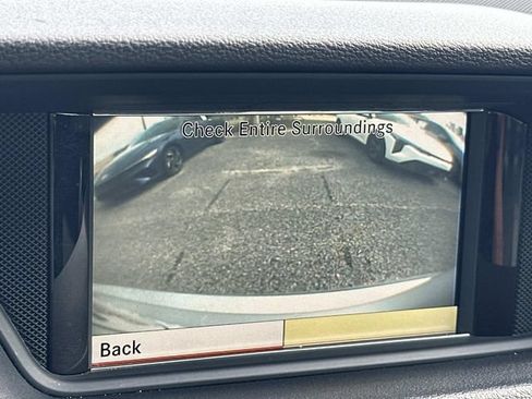 Used 2010 Mercedes-Benz E 350 Sedan image 19