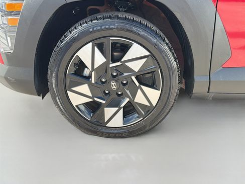 Used 2025 Hyundai Kona SEL FWD image 39