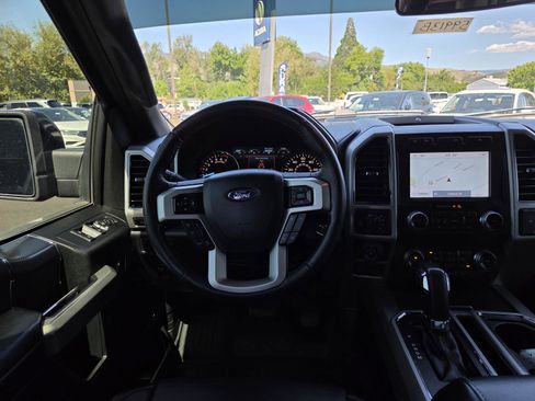 Used 2019 Ford F150 Lariat w/ Equipment Group 502A Luxury AWD/4WD image 16