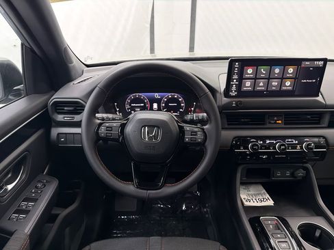 New 2026 Honda Pilot Sport image 23