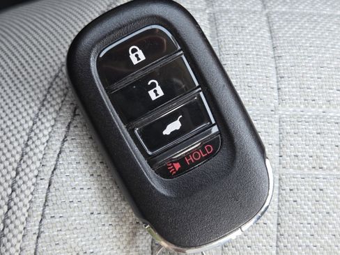 Certified 2023 Honda HR-V LX image 32